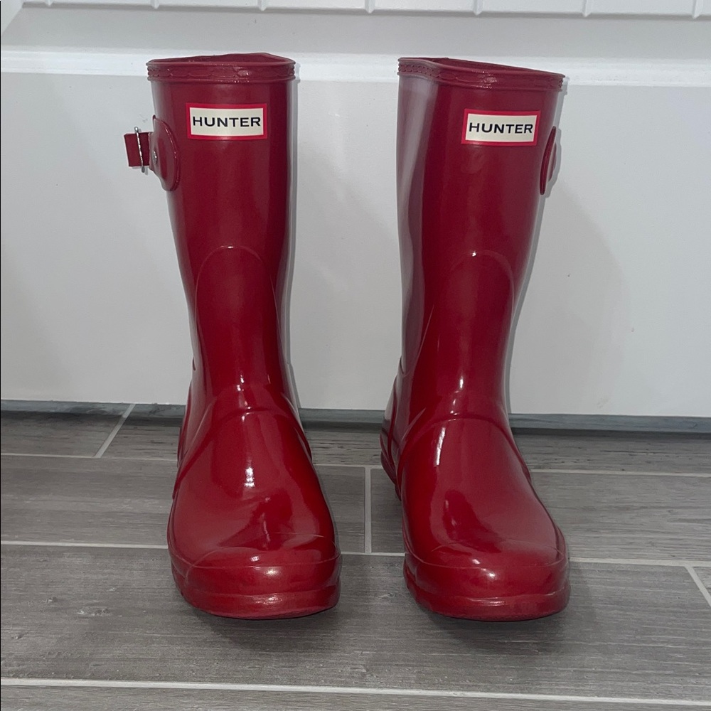 Hunter Glossy Red Rain Boots